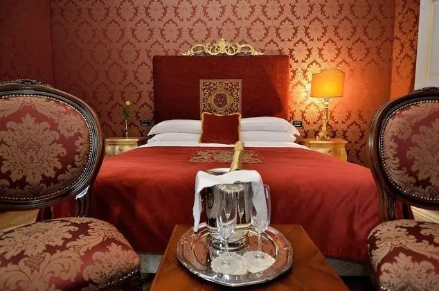 Tek Büyük Yataklı Oda (Large)