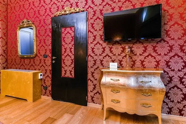 Tek Büyük Yataklı Oda (Large)