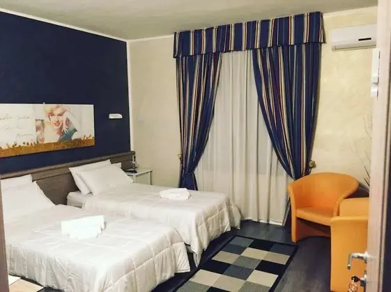 Tek Büyük Yataklı Oda, Şehir Manzaralı