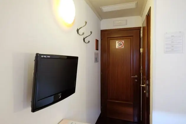 Economy Oda, 1 Çift Kişilik Yatak, Şehir Manzaralı, Kule