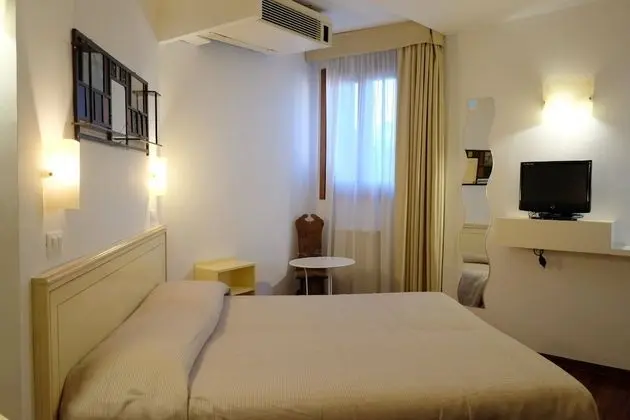 Standard Oda, 1 Yatak Odası, Şehir Manzaralı, Kule