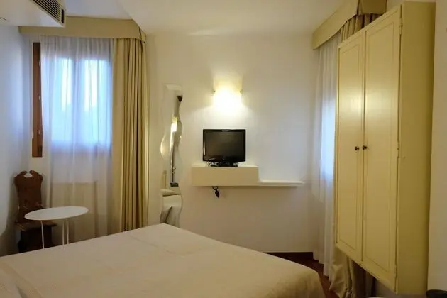 Standard Oda, 1 Yatak Odası, Şehir Manzaralı, Kule