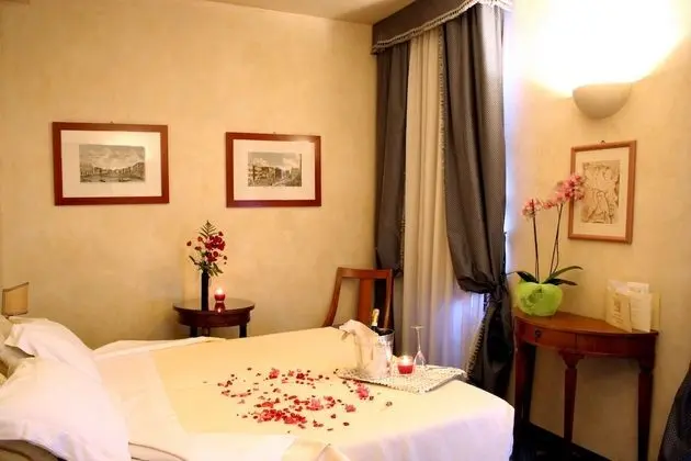 Superior Tek Büyük veya İki Ayrı Yataklı Oda