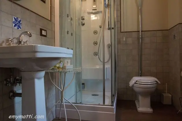 Deluxe Tek Büyük Yataklı Oda, Sauna