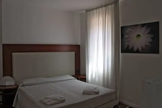 Classic Büyük Yataklı Tek Kişilik Oda, Bahçe Manzaralı