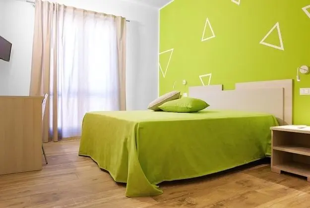 Tek Büyük Yataklı Oda, Balkon