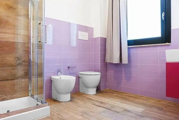 Tek Büyük Yataklı Oda, Balkon