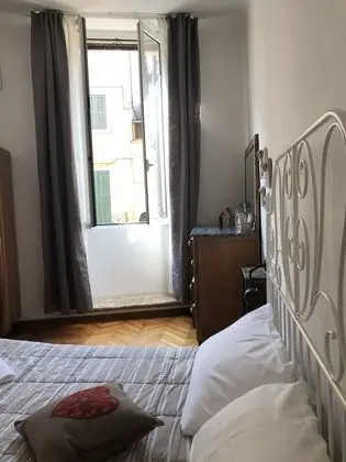 Tek Büyük Yataklı Oda, Banyolu/Duşlu
