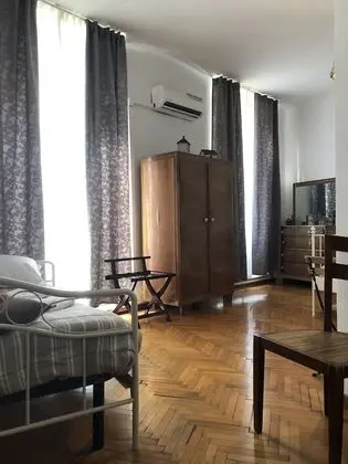 Tek Büyük Yataklı Oda, Banyolu/Duşlu