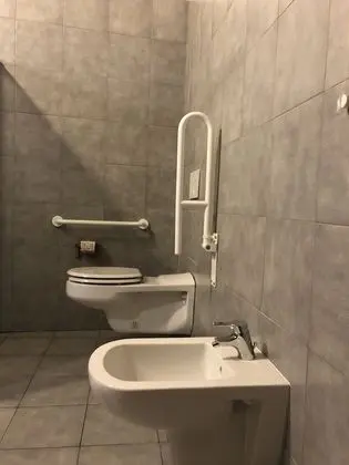 Tek Büyük Yataklı Oda, Banyolu/Duşlu