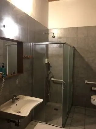 Tek Büyük Yataklı Oda, Banyolu/Duşlu