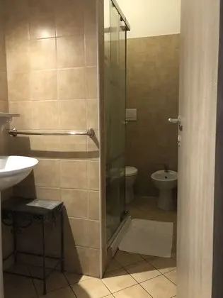 Tek Büyük Yataklı Oda, Banyolu/Duşlu