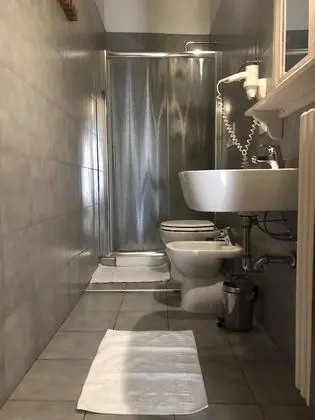 Tek Büyük Yataklı Oda, Banyolu/Duşlu