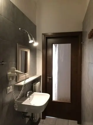 Tek Büyük Yataklı Oda, Banyolu/Duşlu