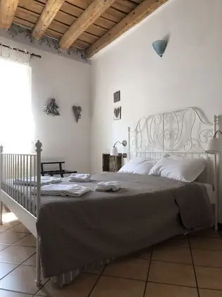 Tek Büyük Yataklı Oda, Ortak Banyo