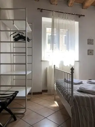 Tek Büyük Yataklı Oda, Ortak Banyo