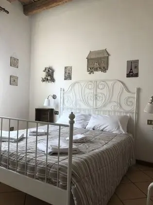 Tek Büyük Yataklı Oda, Ortak Banyo