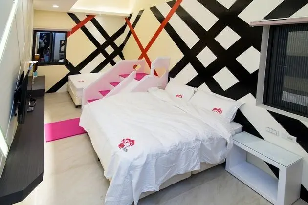 Comfort Dört Kişilik Oda, 2 Büyük (Queen) Boy Yatak, Banyolu/Duşlu, Zemin Kat