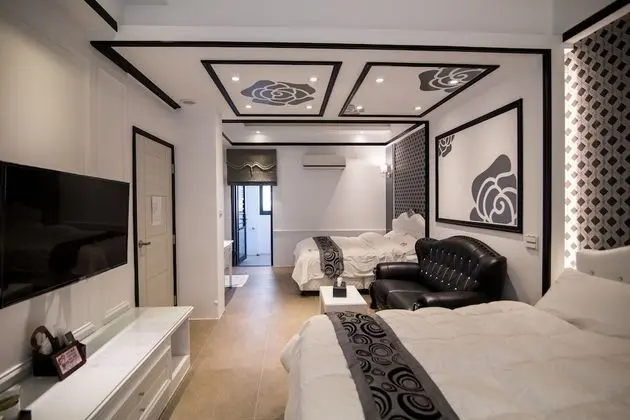 Design Dört Kişilik Oda, 2 Büyük (Queen) Boy Yatak, Balkon