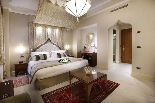 Üç Kişilik Oda (Junior Suite)