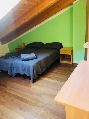 Tek Büyük Yataklı Oda, Ortak Banyo