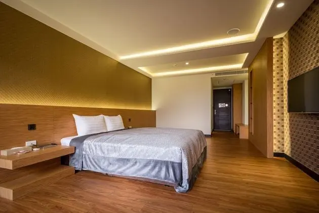 Business Tek Büyük Yataklı Oda