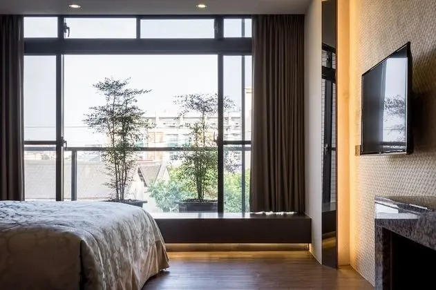 Design Tek Büyük Yataklı Oda, Jakuzi