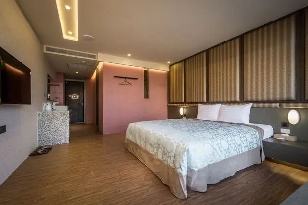 Design Tek Büyük Yataklı Oda, Jakuzi