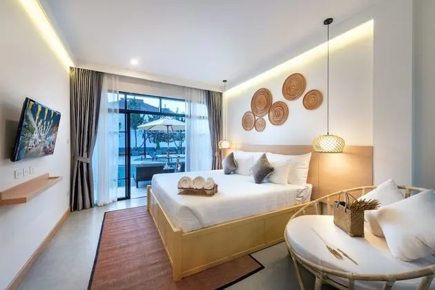 Deluxe Double Room, Pool Access