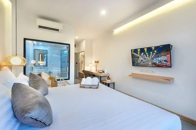 Deluxe Double Room, Pool Access