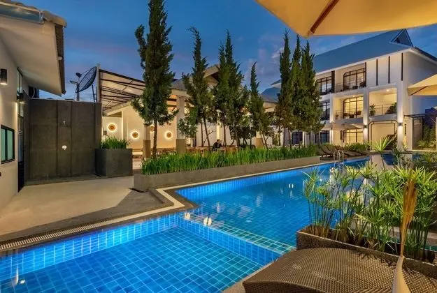 Deluxe Double Room, Pool Access