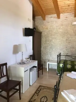 Tek Büyük veya İki Ayrı Yataklı Oda