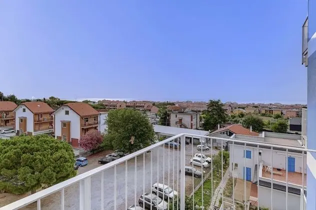 Classic Üç Kişilik Oda