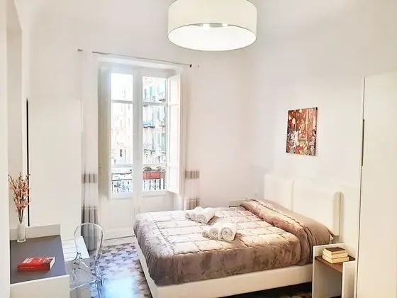Comfort Oda, 1 En Büyük (King) Boy Yatak, Balkon, Şehir Manzaralı
