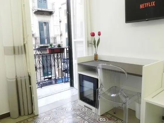 Deluxe Oda, 1 En Büyük (King) Boy Yatak, Balkon, Şehir Manzaralı
