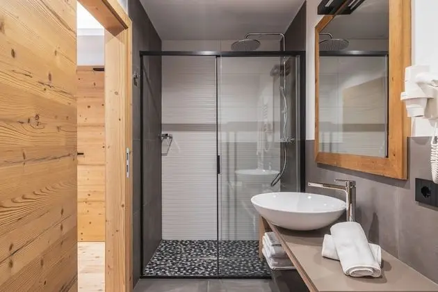 Superior Tek Büyük Yataklı Oda