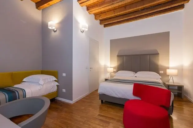 Standard Üç Kişilik Oda