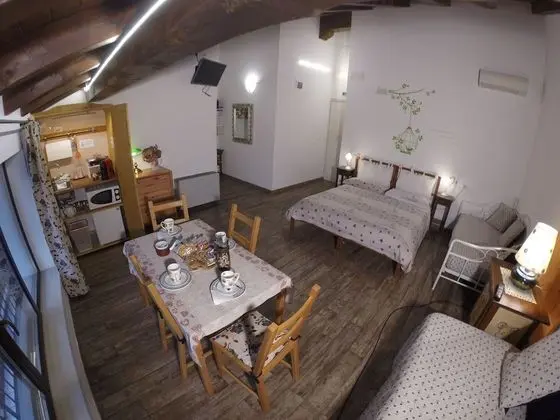 Family Oda, Sigara İçilmez