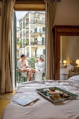 Standard Tek Büyük Yataklı Oda, Özel Banyo (not in room)