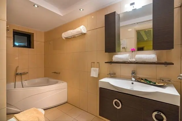 Çatı Katı Süiti (Penthouse)