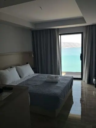 Tek Büyük Yataklı Oda, Deniz Manzaralı