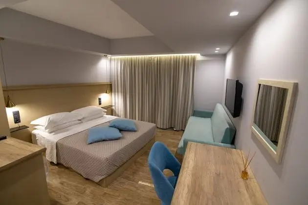 Üç Kişilik Oda, Balkon, Deniz Manzaralı