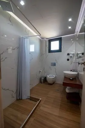 Üç Kişilik Oda, Balkon, Deniz Manzaralı