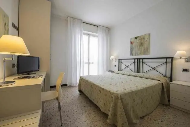 Superior Tek Büyük veya İki Ayrı Yataklı Oda