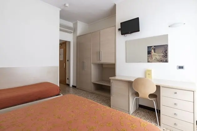 Superior Tek Büyük veya İki Ayrı Yataklı Oda