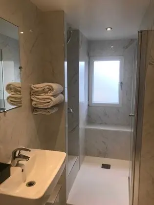 Deluxe Room for 2 (extra fee for extra bed)