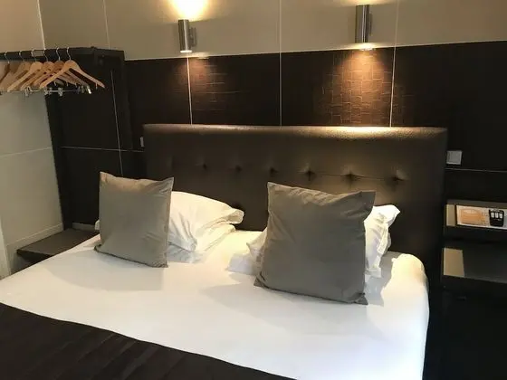 Superior Tek Büyük veya İki Ayrı Yataklı Oda