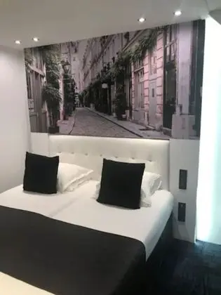 Superior Tek Büyük veya İki Ayrı Yataklı Oda