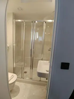 Superior Tek Büyük veya İki Ayrı Yataklı Oda