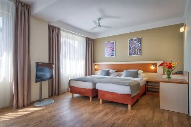 Standard Dört Kişilik Oda